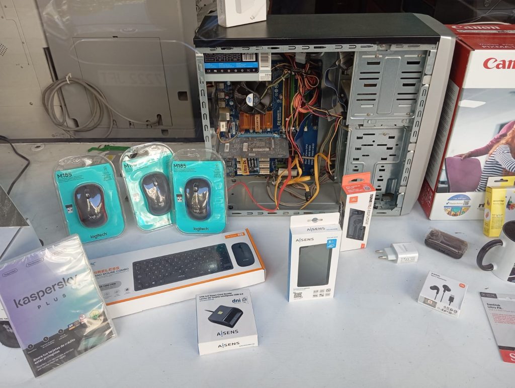 Venta de ordenadores de sobremesa, acondicionamiento de ordenadores